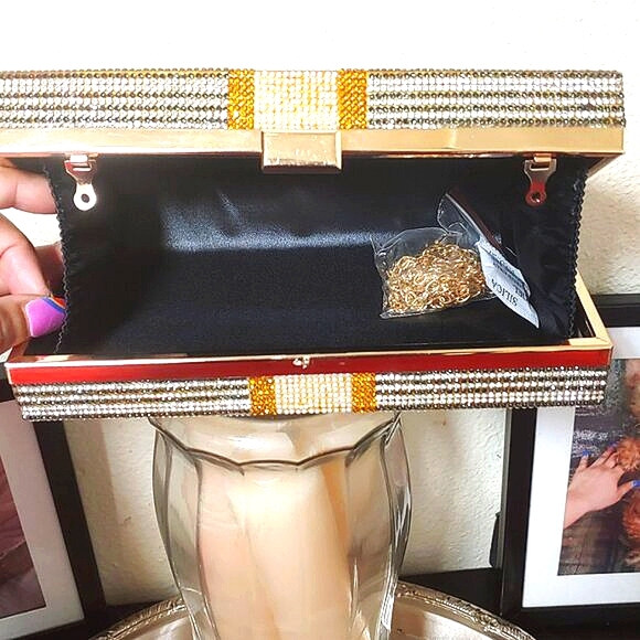 Bling Rhinestone Money Clutch/Purse (w/ Detachable Chain Strap) - Picture 8 of 14